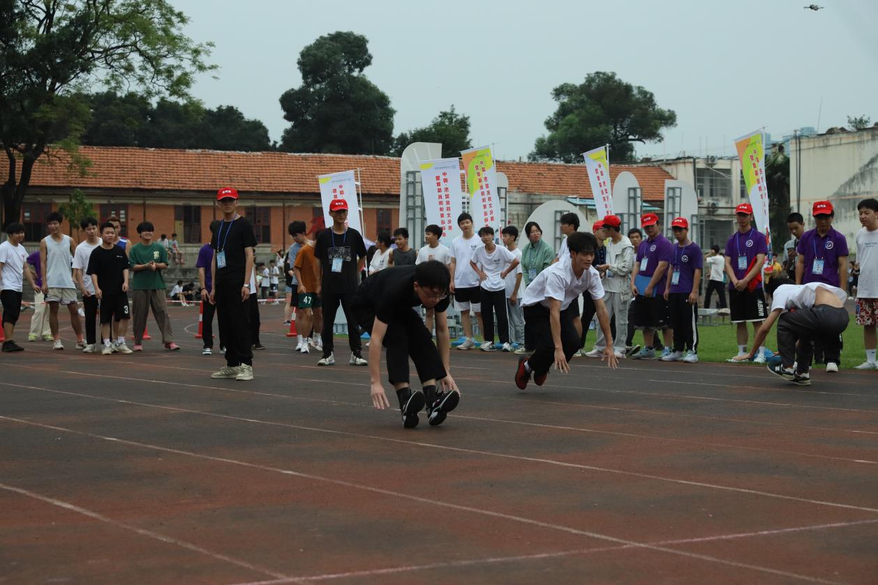 吗拐捉害虫 吴家恒