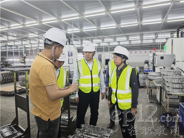 学校领导带队到梧州访企拓岗